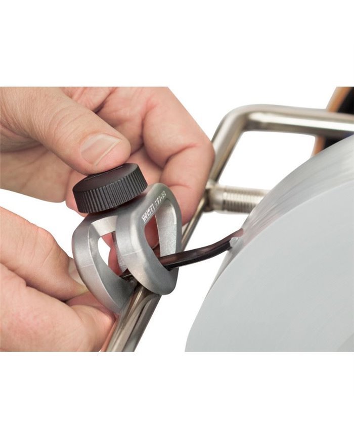 Dispositivo para afilar gubias y herramientas cortas SVS-38 Tormek Dispositivo para afilar gubias y herramientas cortas SVS-38 Tormek