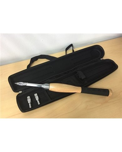 Gubia de metal duro tres en uno.